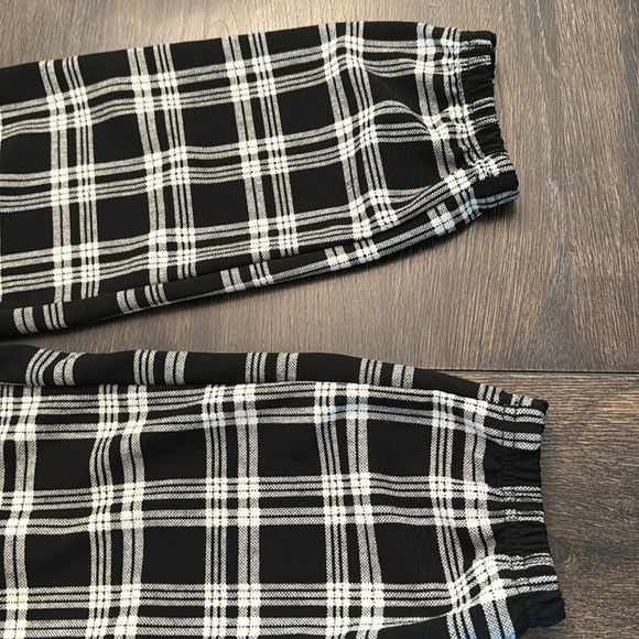 Plaid Print Elastic Waist Sweatpants size 2 (X-small) - Picture 4 of 4